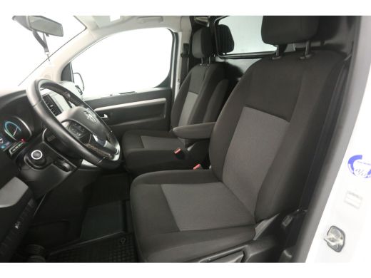 Opel Vivaro-e 75 kWh L3H1 | Snelladen | SOH 94% | Airco | Cruise | Camera | Carplay | Parkeersens. ActivLease financial lease