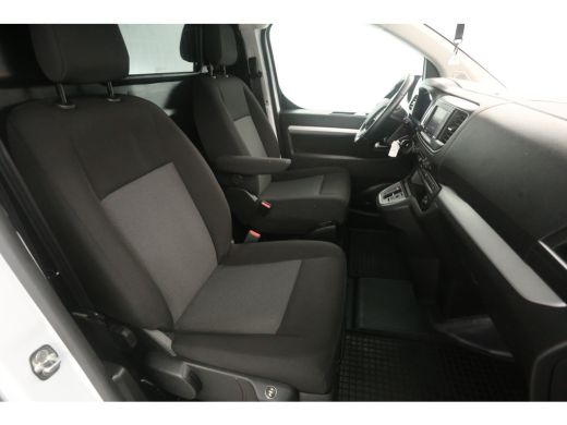 Opel Vivaro-e 75 kWh L3H1 | Snelladen | SOH 94% | Airco | Cruise | Camera | Carplay | Parkeersens. ActivLease financial lease