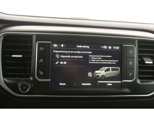 Opel Vivaro-e 75 kWh L3H1 | Snelladen | SOH 94% | Airco | Cruise | Camera | Carplay | Parkeersens. ActivLease financial lease