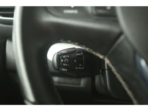Opel Vivaro-e 75 kWh L3H1 | Snelladen | SOH 94% | Airco | Cruise | Camera | Carplay | Parkeersens. ActivLease financial lease