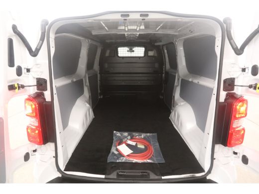 Opel Vivaro-e 75 kWh L3H1 | Snelladen | SOH 94% | Airco | Cruise | Camera | Carplay | Parkeersens. ActivLease financial lease