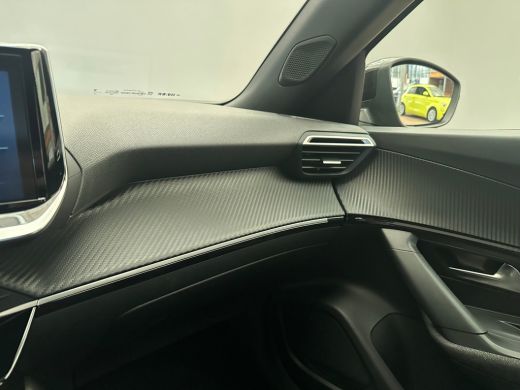 Peugeot 2008 1.2 Hybrid 136 Style Climate | Carplay | Cruise | Parkeersensoren Achter | LED | DAB | Airco (aut... ActivLease financial lease