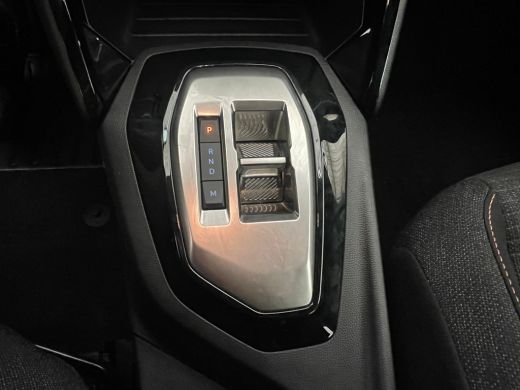 Peugeot 2008 1.2 Hybrid 145 Style Carplay | Parkeersensoren | LED | Cruise | Climate Control | DAB | Airco (au... ActivLease financial lease