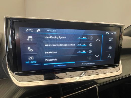 Peugeot 2008 1.2 Hybrid 145 Style Carplay | Parkeersensoren | LED | Cruise | Climate Control | DAB | Airco (au... ActivLease financial lease