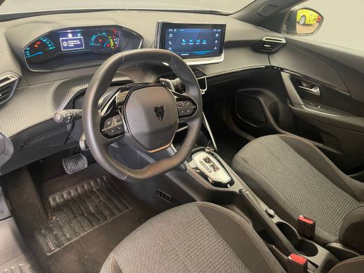 Peugeot 2008 1.2 Hybrid 145 Style Carplay | Parkeersensoren | LED | Cruise | Climate Control | DAB | Airco (au... ActivLease financial lease