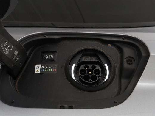 Peugeot 308 1.6 HYbrid 180 Allure Pack Business | Trekhaak | Camera | Carplay | Half leder | Adaptive cruise ... ActivLease financial lease