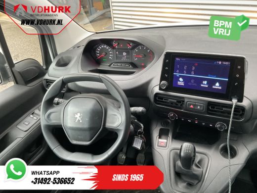 Peugeot Partner 1.5 HDI Carplay/ 3Pers./ Airco/ Cruise/ PDC/ Trekhaak ActivLease financial lease