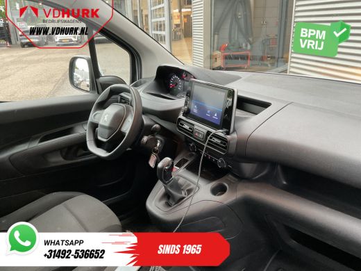 Peugeot Partner 1.5 HDI Carplay/ 3Pers./ Airco/ Cruise/ PDC/ Trekhaak ActivLease financial lease