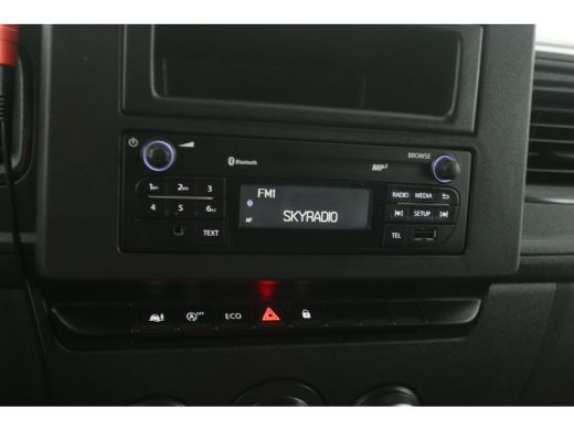 Renault Master 2.3 DCI | Bakwagen | Laadklep | Zijdeur | Airco | Camera | Cruise | 3 Zits ActivLease financial lease