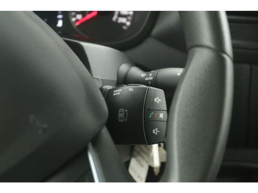 Renault Master 2.3 DCI | Bakwagen | Laadklep | Zijdeur | Airco | Camera | Cruise | 3 Zits ActivLease financial lease