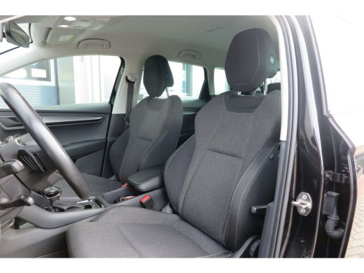 Skoda Karoq 1.5 TSI 150pk DSG ACT Business Edition Plus Trekhaak ,Side assist , Lane assist , Adaptive cruise... ActivLease financial lease