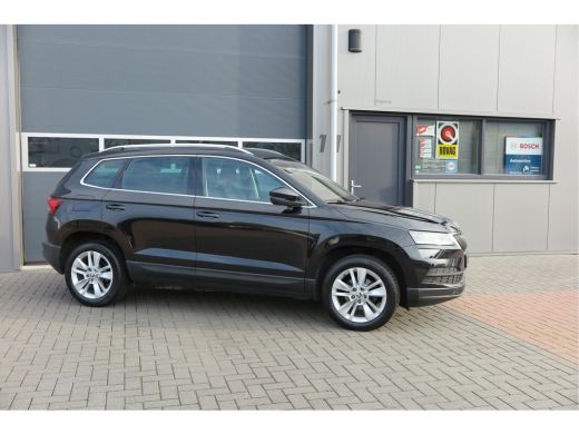 Skoda Karoq 1.5 TSI 150pk DSG ACT Business Edition Plus Trekhaak ,Side assist , Lane assist , Adaptive cruise... ActivLease financial lease