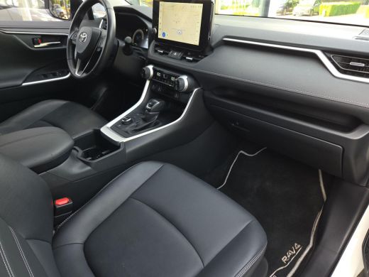 Toyota RAV4 2.5 Hybrid AWD Executive | Apple CarPlay | Trekhaak | Rijklaar incl. garantie | ActivLease financial lease