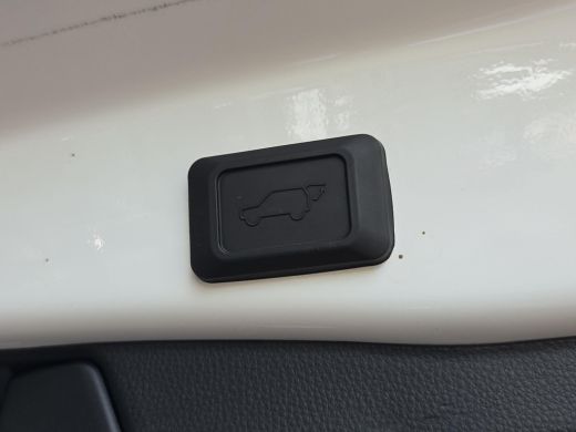 Toyota RAV4 2.5 Hybrid AWD Executive | Apple CarPlay | Trekhaak | Rijklaar incl. garantie | ActivLease financial lease