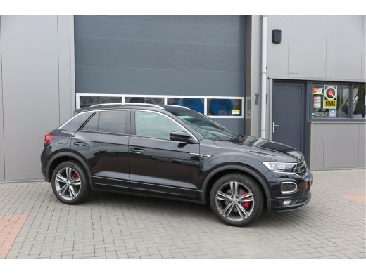 Volkswagen T-Roc 1.5 TSI 150pk DSG Sport Business R-Line , Pano , Virtual , Xenon, Leder, Navi , Carplay , LMV, PD... ActivLease financial lease