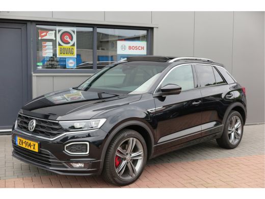 Volkswagen T-Roc 1.5 TSI 150pk DSG Sport Business R-Line , Pano , Virtual , Xenon, Leder, Navi , Carplay , LMV, PD... ActivLease financial lease