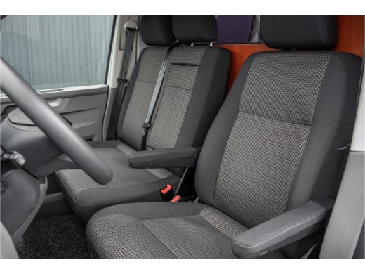 Volkswagen Transporter 2.0 TDI L1H1 | 150 PK | Automaat | 1e Eigenaar | Cruise | Carplay | Zijschuifdeur R+L | Airco ActivLease financial lease