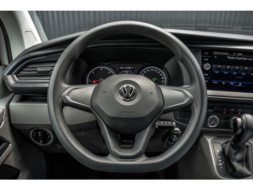 Volkswagen Transporter 2.0 TDI L1H1 | 150 PK | Automaat | 1e Eigenaar | Cruise | Carplay | Zijschuifdeur R+L | Airco ActivLease financial lease