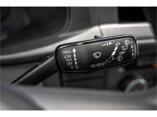 Volkswagen Transporter 2.0 TDI L1H1 | 150 PK | Automaat | 1e Eigenaar | Cruise | Carplay | Zijschuifdeur R+L | Airco ActivLease financial lease