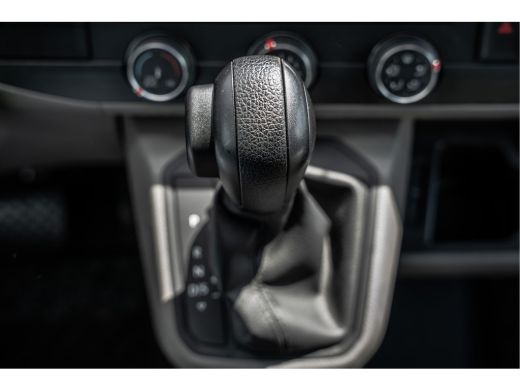 Volkswagen Transporter 2.0 TDI L1H1 | 150 PK | Automaat | 1e Eigenaar | Cruise | Carplay | Zijschuifdeur R+L | Airco ActivLease financial lease