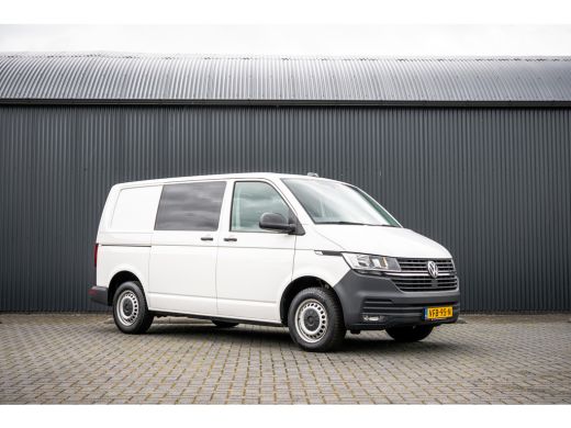 Volkswagen Transporter 2.0 TDI L1H1 | 150 PK | Automaat | 1e Eigenaar | Cruise | Carplay | Zijschuifdeur R+L | Airco ActivLease financial lease