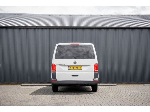 Volkswagen Transporter 2.0 TDI L1H1 | 150 PK | Automaat | 1e Eigenaar | Cruise | Carplay | Zijschuifdeur R+L | Airco ActivLease financial lease