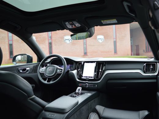 Volvo  XC60 2.0 T6 Plug-in hybrid AWD R-Design | SOH 98% ActivLease financial lease