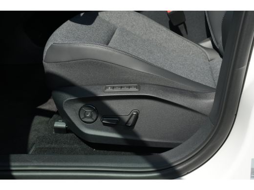 Volkswagen ID. Polo Style First Edition | Airconditioning automatisch, 2-zone (Climatronic) | Automatische afstandsre... ActivLease financial lease