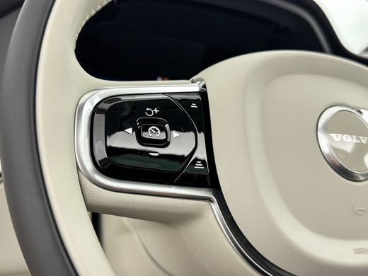 Volvo  XC60 T8 Recharge Ultra Bright Excecutive | 21" | Luchtvering | Geventileerd Nappa | Massagestoelen | B... ActivLease financial lease