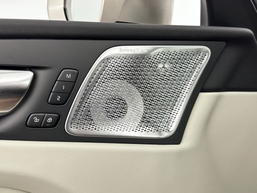 Volvo  XC60 T8 Recharge Ultra Bright Excecutive | 21" | Luchtvering | Geventileerd Nappa | Massagestoelen | B... ActivLease financial lease