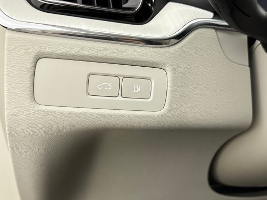 Volvo  XC60 T8 Recharge Ultra Bright Excecutive | 21" | Luchtvering | Geventileerd Nappa | Massagestoelen | B... ActivLease financial lease