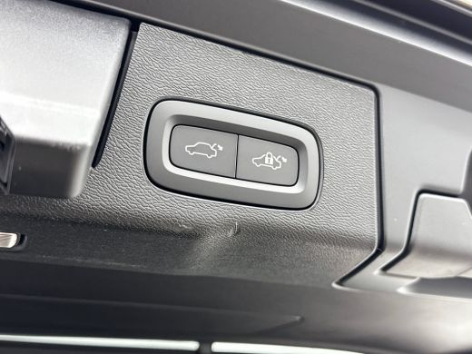 Volvo  XC60 T8 Recharge Ultra Bright Excecutive | 21" | Luchtvering | Geventileerd Nappa | Massagestoelen | B... ActivLease financial lease