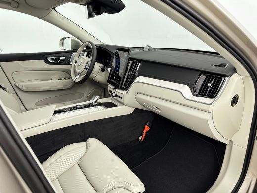 Volvo  XC60 T8 Recharge Ultra Bright Excecutive | 21" | Luchtvering | Geventileerd Nappa | Massagestoelen | B... ActivLease financial lease