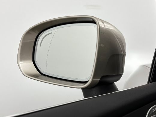 Volvo  XC60 T8 Recharge Ultra Bright Excecutive | 21" | Luchtvering | Geventileerd Nappa | Massagestoelen | B... ActivLease financial lease