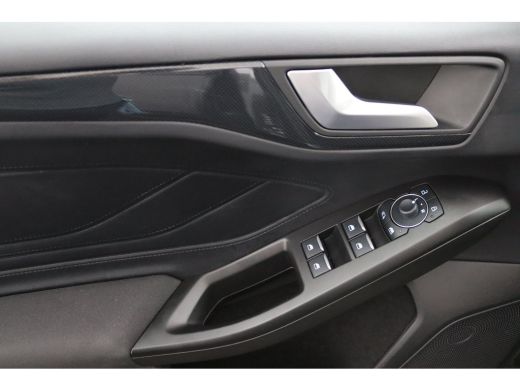 Ford Focus 1.0 EcoBoost 155pk Automaat Hybrid ST Line | Winterpack | Navigatie | CarPlay/Android Auto | Crui... ActivLease financial lease