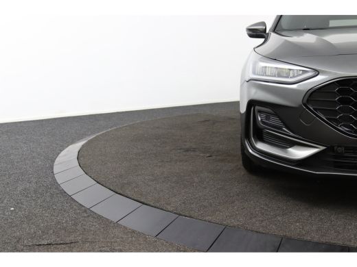Ford Focus 1.0 EcoBoost 155pk Automaat Hybrid ST Line | Winterpack | Navigatie | CarPlay/Android Auto | Crui... ActivLease financial lease