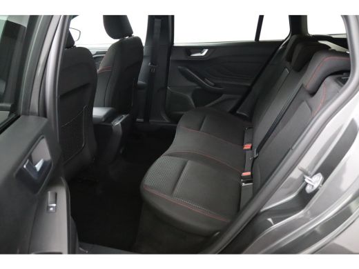 Ford Focus 1.0 EcoBoost 155pk Automaat Hybrid ST Line | Winterpack | Navigatie | CarPlay/Android Auto | Crui... ActivLease financial lease