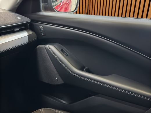 Ford Mustang Mach-E Mach-E Standard RWD 75 kWh | SOH 90% | Pano | Adapt. Cruise | Blis | B&O | Apple Carplay | 19'' ActivLease financial lease