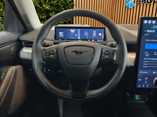 Ford Mustang Mach-E Mach-E Standard RWD 75 kWh | SOH 90% | Pano | Adapt. Cruise | Blis | B&O | Apple Carplay | 19'' ActivLease financial lease