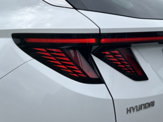 Hyundai Tucson 1.6 T-GDI PHEV Comfort Smart 4WD | Climate | Camera | Carplay | Keyless | Navigatie | Full - Led ... ActivLease financial lease