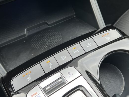 Hyundai Tucson 1.6 T-GDI PHEV Comfort Smart 4WD | Climate | Camera | Carplay | Keyless | Navigatie | Full - Led ... ActivLease financial lease
