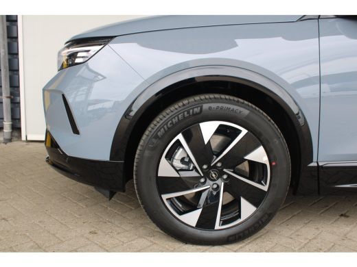 Opel Grandland 1.6 Turbo Plug-in-Hybrid GS | Trekhaak | Navigatie | Panoramadak | Matrix koplampen | AGR stoelen... ActivLease financial lease