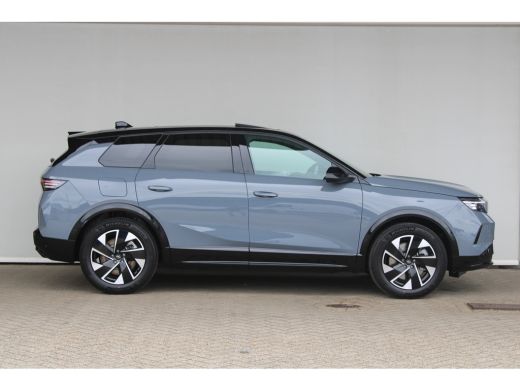 Opel Grandland 1.6 Turbo Plug-in-Hybrid GS | Trekhaak | Navigatie | Panoramadak | Matrix koplampen | AGR stoelen... ActivLease financial lease
