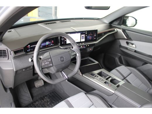 Opel Grandland 1.6 Turbo Plug-in-Hybrid GS | Trekhaak | Navigatie | Panoramadak | Matrix koplampen | AGR stoelen... ActivLease financial lease