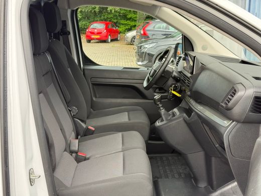 Opel Vivaro 2.0 Diesel 145 L3 DC Achteruitrijcamera | Adeptieve cruise control | Stoelverwarming | Apple carp... ActivLease financial lease