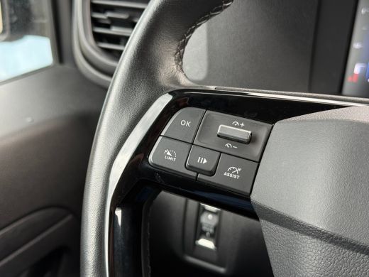 Opel Vivaro 2.0 Diesel 145 L3 DC Achteruitrijcamera | Adeptieve cruise control | Stoelverwarming | Apple carp... ActivLease financial lease