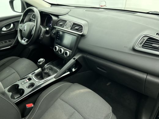 Renault Kadjar 1.3 TCe 141PK / Trekhaak / Airco / Cruise-ctr. / Navigatie / Lmv 17" / Pdc v+a / Apk 10-2026 ActivLease financial lease