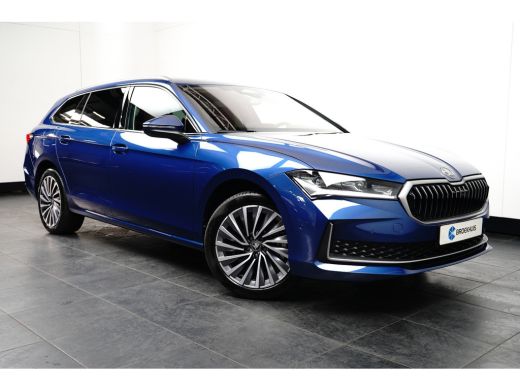 Skoda Superb Combi 1.5 TSI PHEV 204pk Laurin & Klement | Trekhaak | 360 Camera | Stoelverwarming & Ventilatie ... ActivLease financial lease