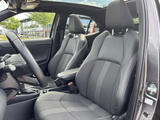 Toyota Yaris Cross 1.5 Hybrid Adventure AWD | Panoramadak | Parkeersensoren | HUD | ActivLease financial lease