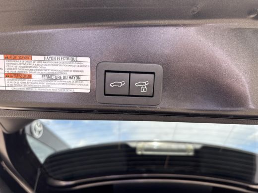 Toyota Yaris Cross 1.5 Hybrid Adventure AWD | Panoramadak | Parkeersensoren | HUD | ActivLease financial lease